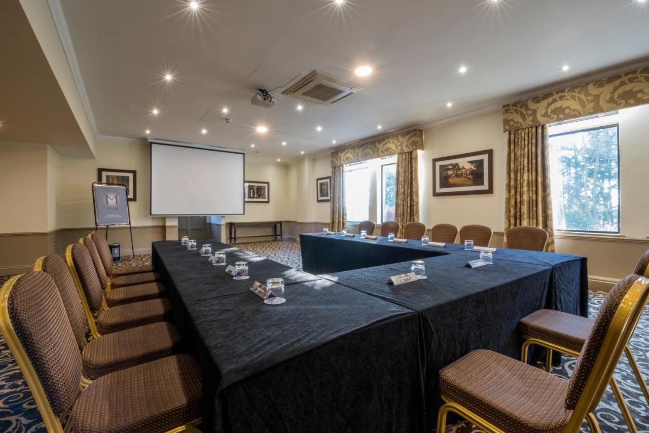 Macdonald Frimley Hall Hotel y Spa Camberley Exterior foto