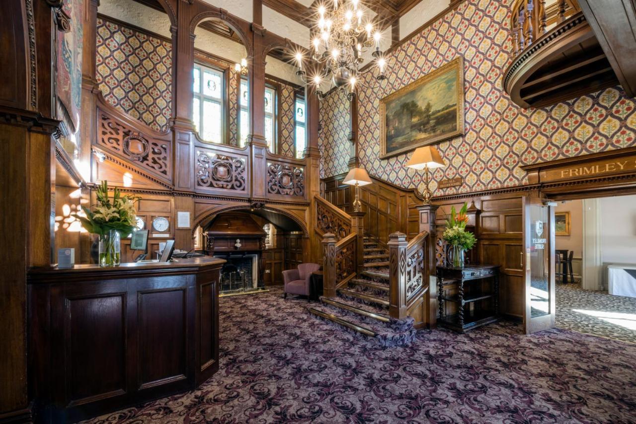 Macdonald Frimley Hall Hotel y Spa Camberley Exterior foto